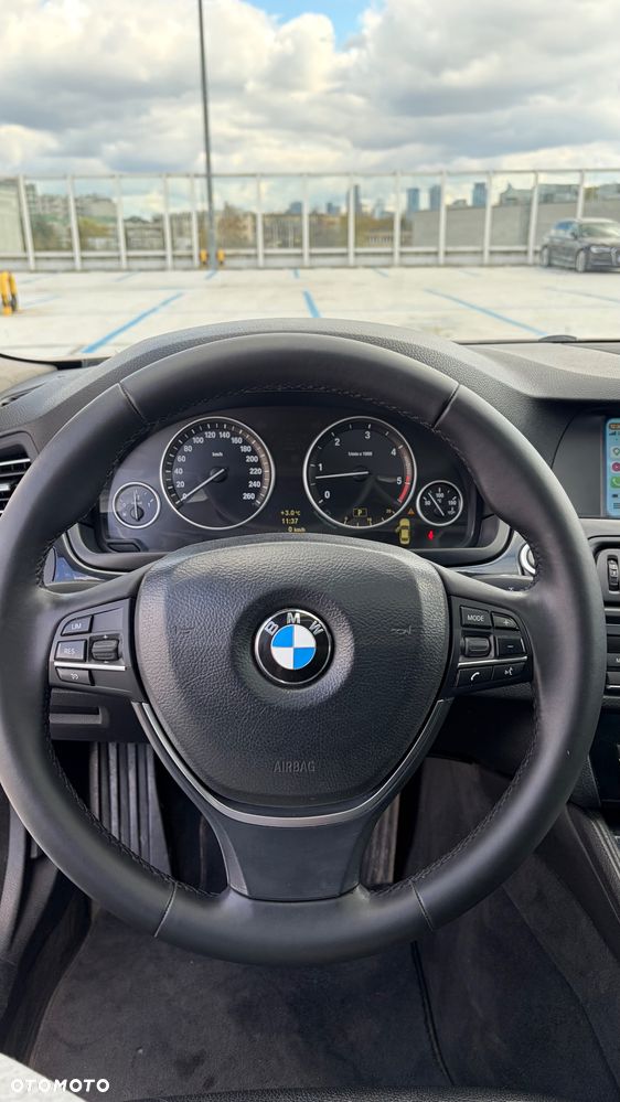 BMW Seria 5 525d - 16