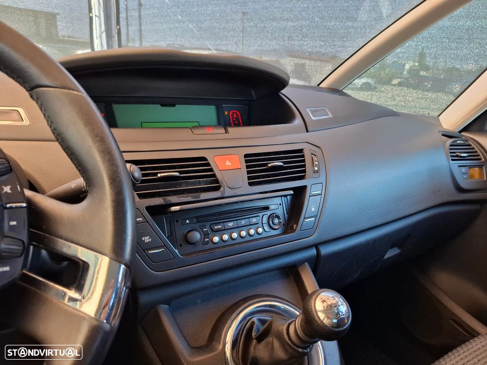 Citroën C4 Grand Picasso 1.6 HDi Exclusive - 21