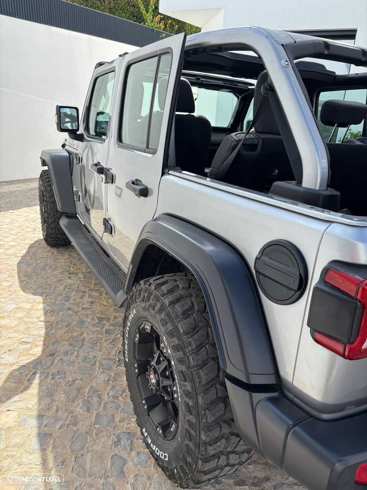 Jeep Wrangler - 6