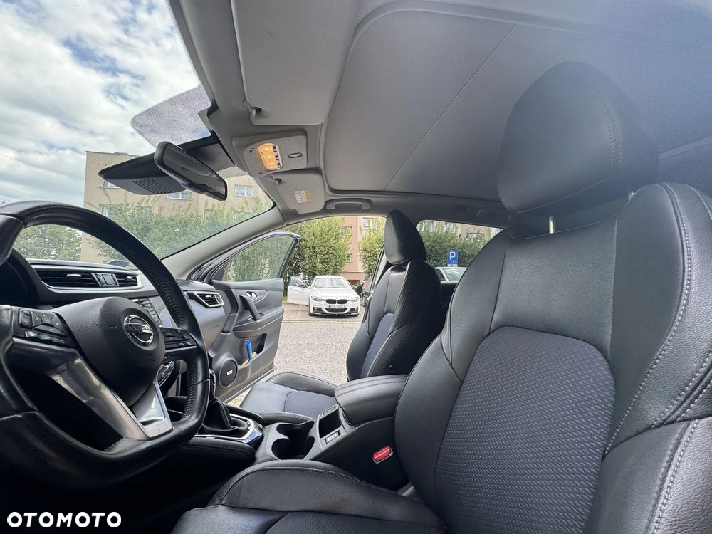 Nissan Qashqai 1.2 DIG-T Acenta Xtronic - 17