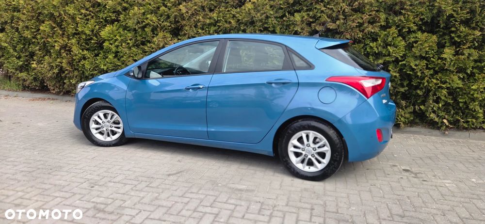 Hyundai i30 1.4 Trend - 8