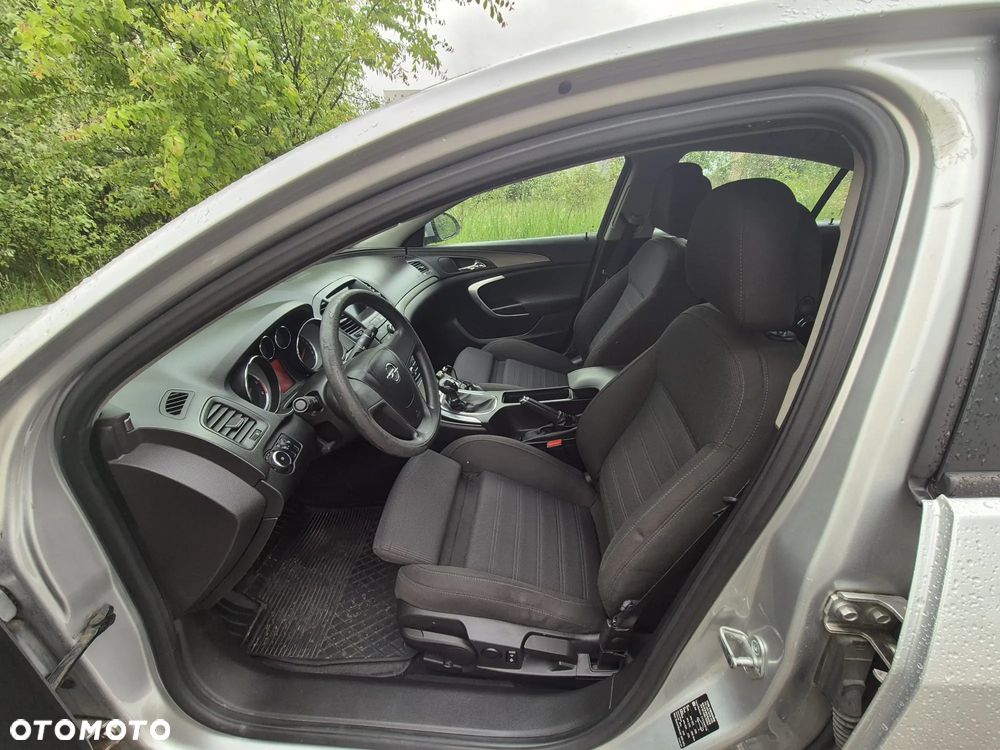 Opel Insignia - 8