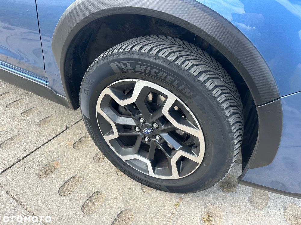 Subaru XV 2.0 i Exclusive Lineartronic - 26