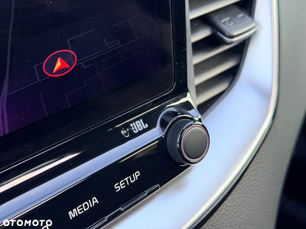 Kia XCeed 1.5 T-GDI L Business Line DCT - 24