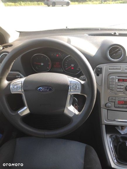 Ford Mondeo 1.8 TDCi Ambiente - 5