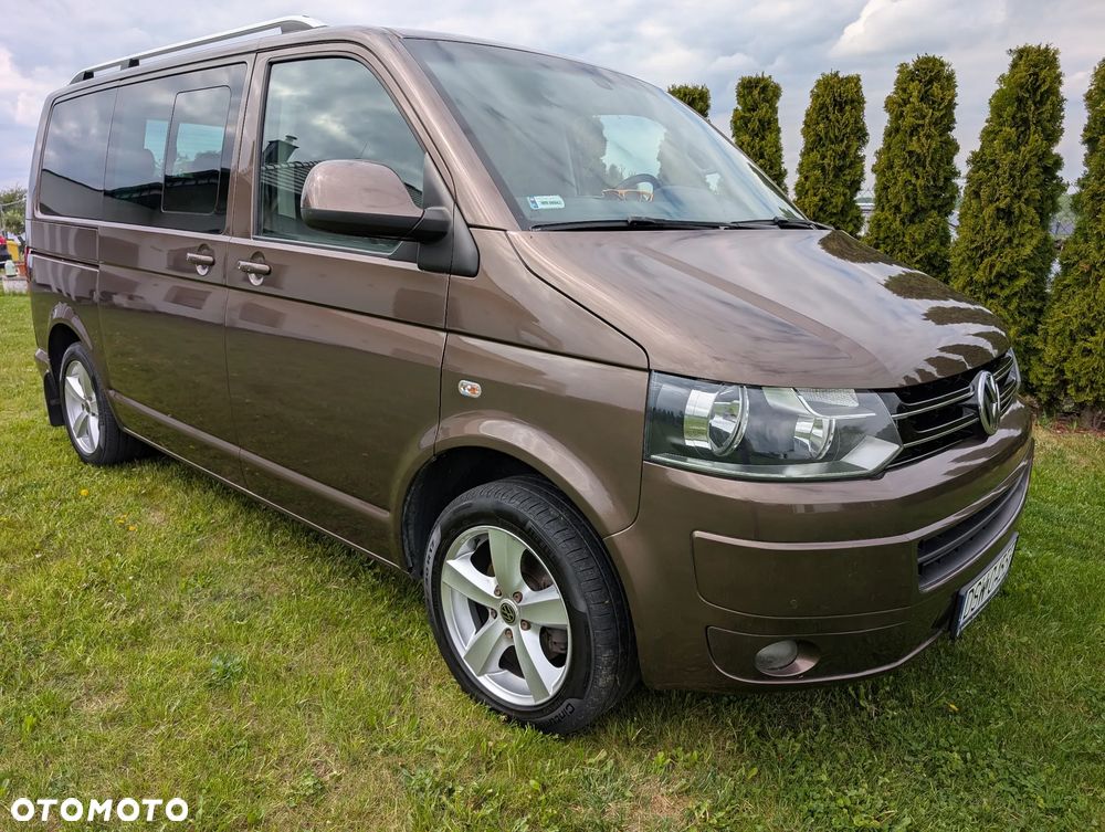 Volkswagen Caravelle - 2