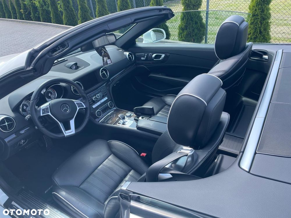 Mercedes-Benz SL 500 7G-TRONIC - 22