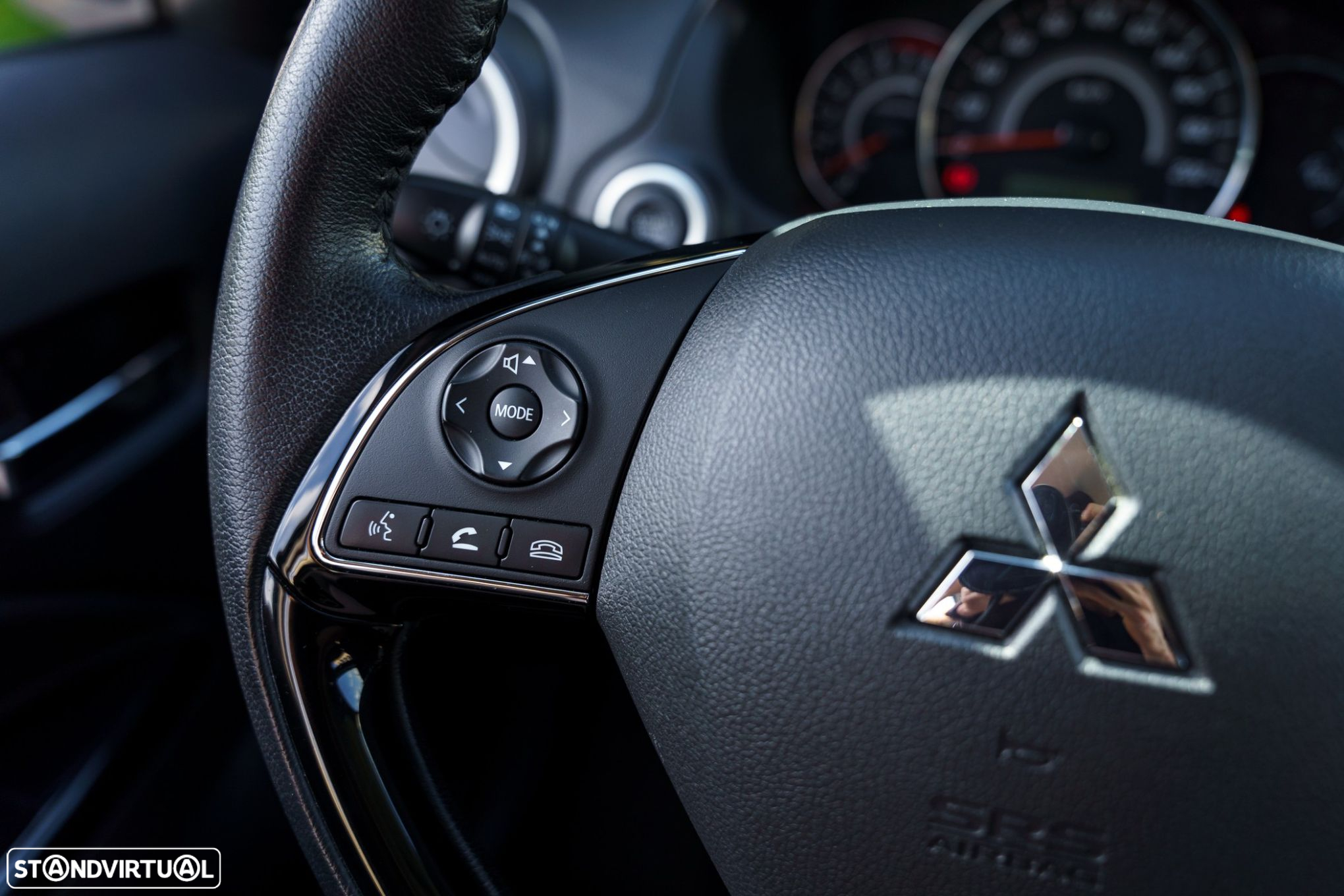 Mitsubishi Space Star 1.2 Intense - 17