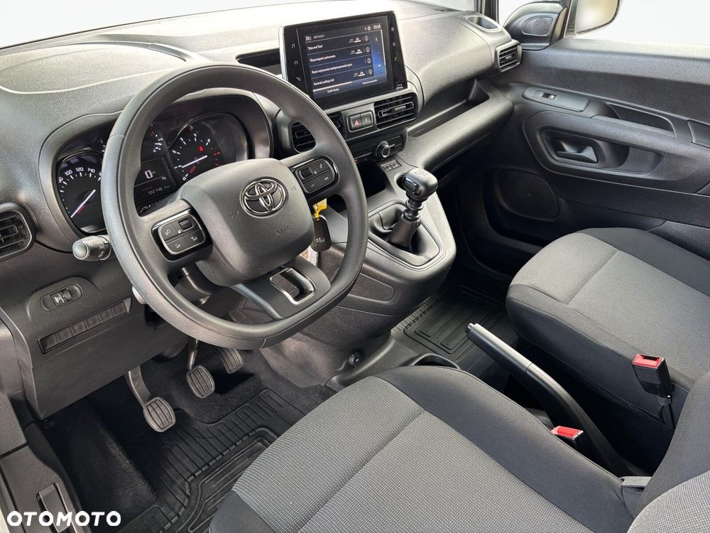 Toyota ProAce - 12