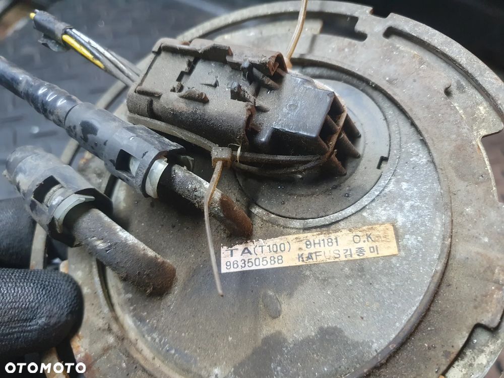 POMPA PALIWA W ZBIORNIKU DAEWOO LANOS I 1.5 16V 96350588 POSIADAM 2 SZT - 5