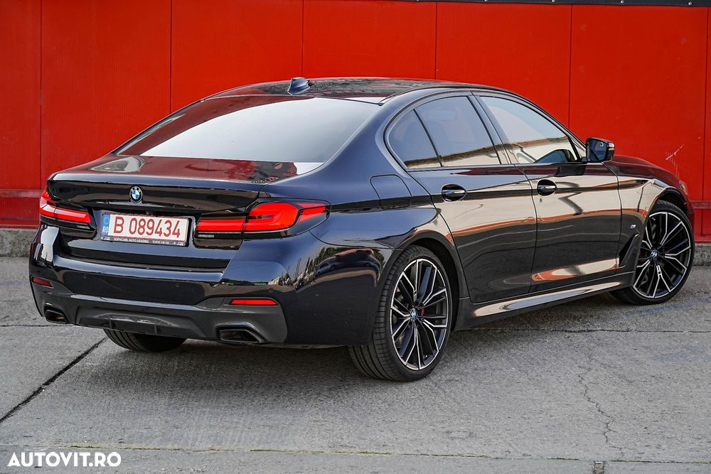 BMW Seria 5 530d xDrive AT MHEV - 10