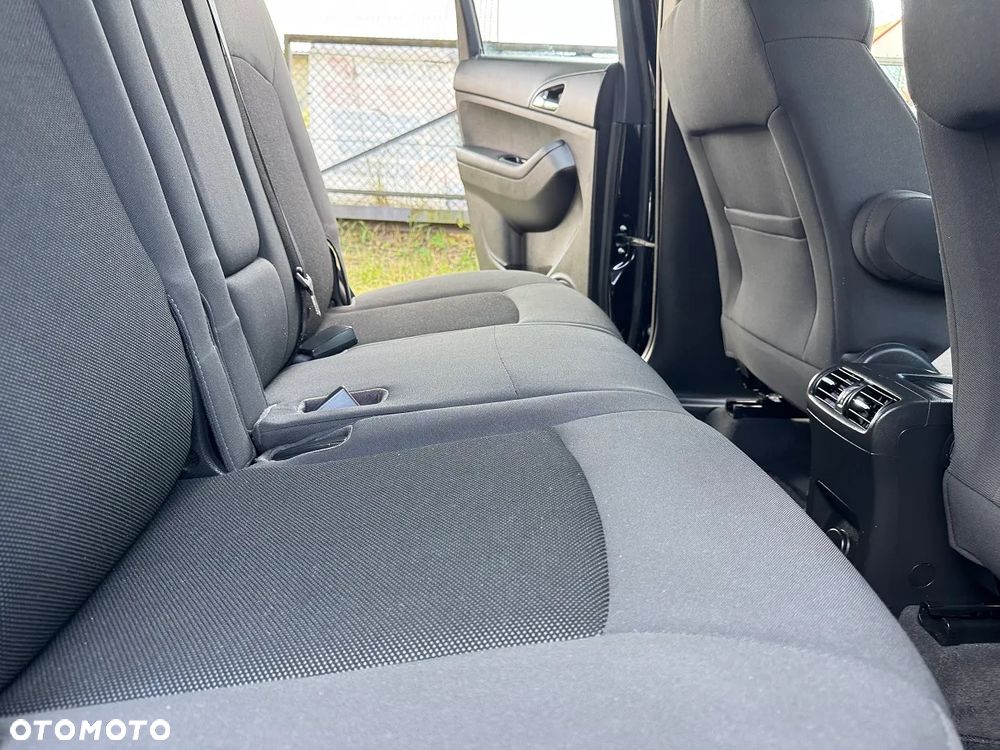 Chevrolet Orlando - 28