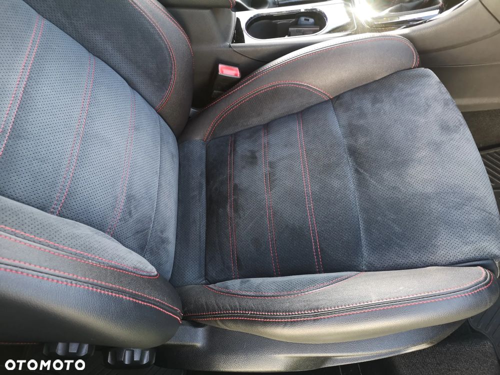 Ford Mondeo 2.5 Titanium S - 16