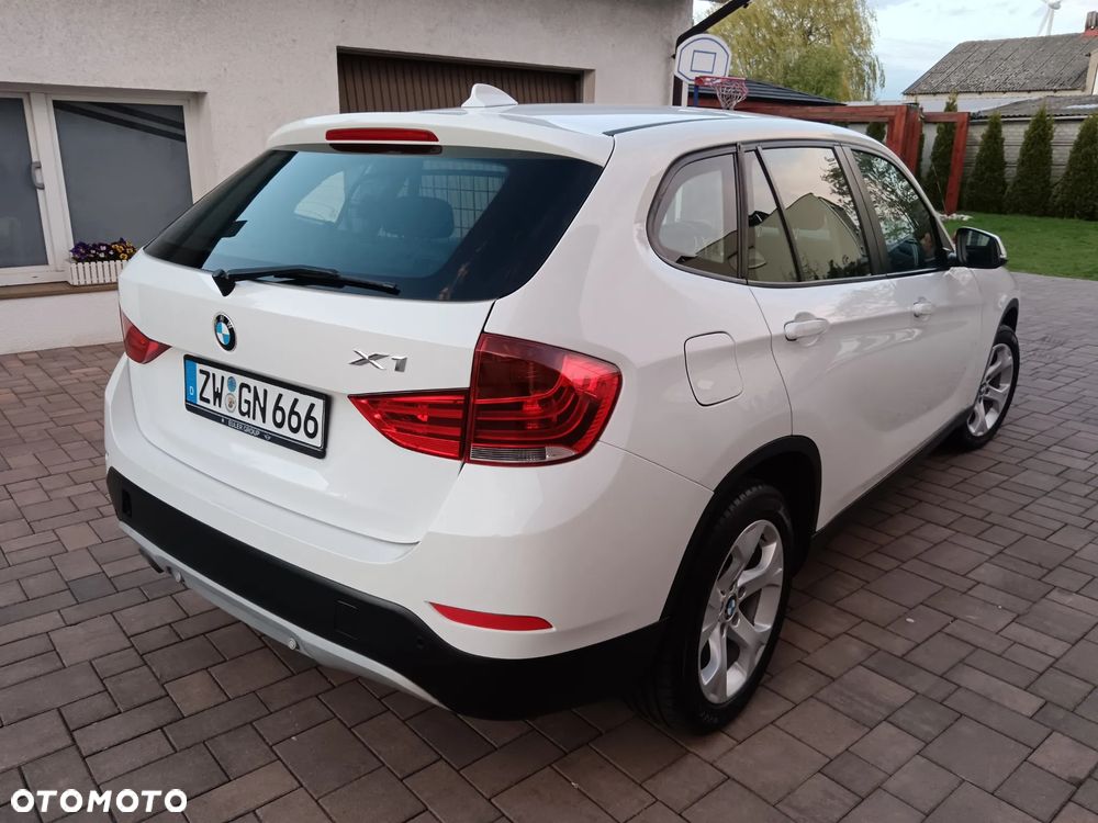 BMW X1 sDrive18i - 4