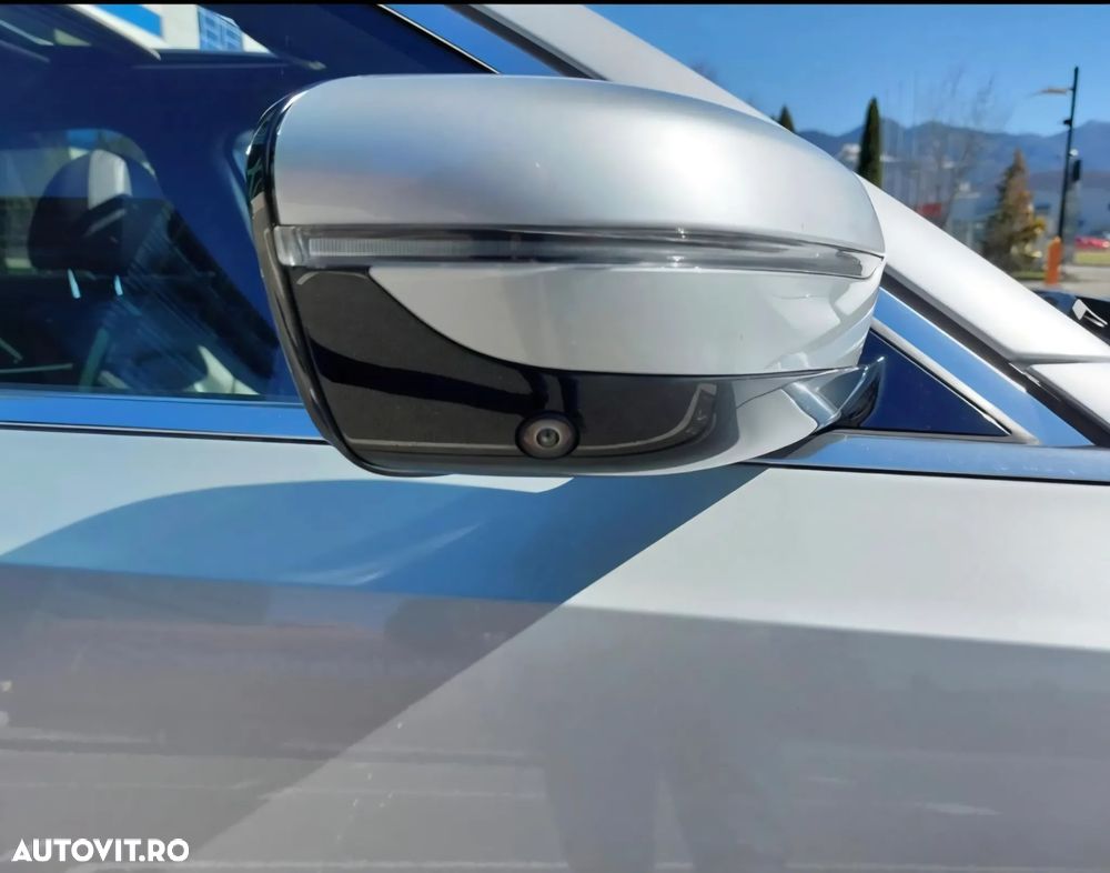 BMW Seria 3 320d xDrive AT Luxury Line - 10