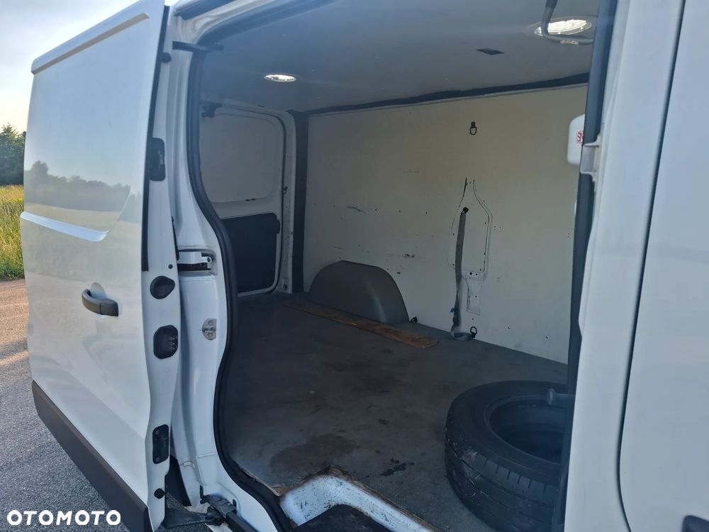 Renault Trafic - 14