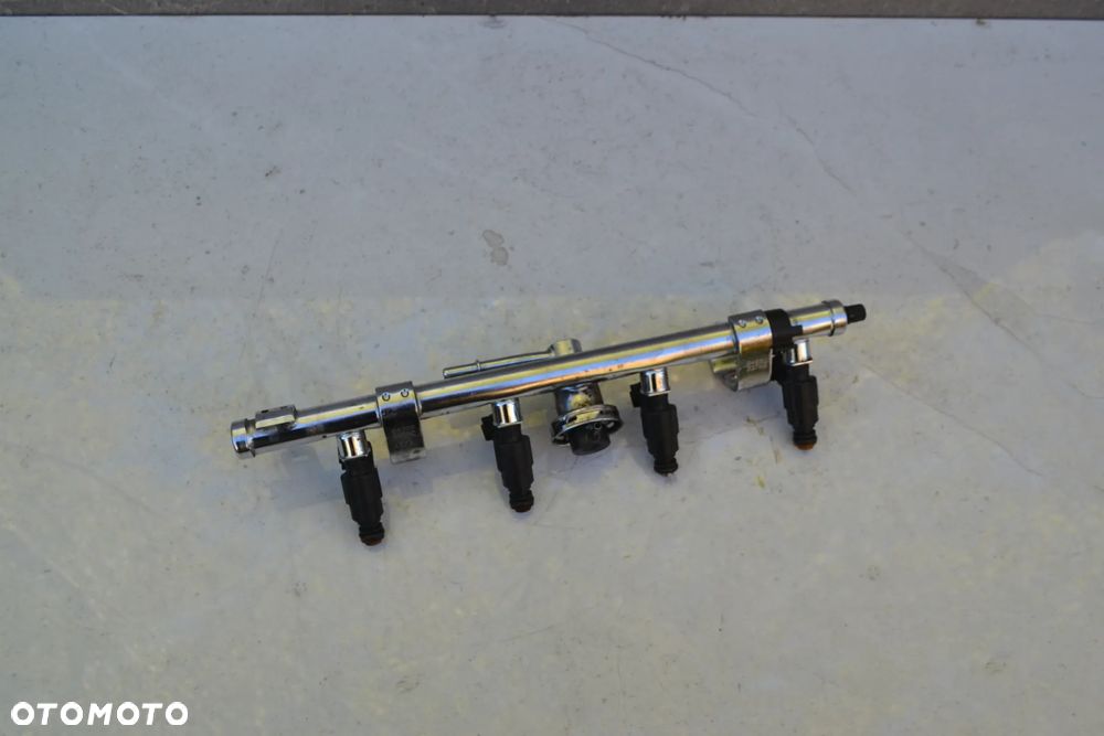 MINI COOPER ONE 1,6 LISTWA WTRYSKOWA PALIWA WTRYSKI 04891337AB 0280155991 04891192AA - 2