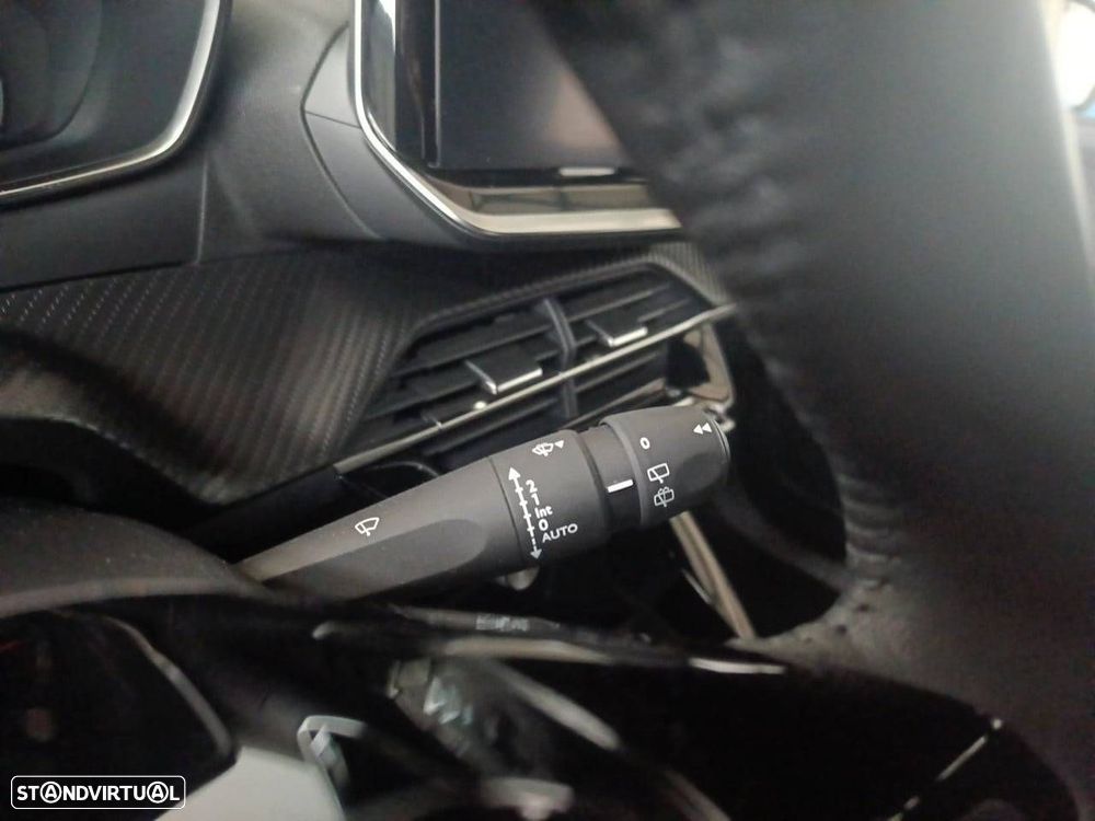 Peugeot 2008 1.2 PureTech Style - 15