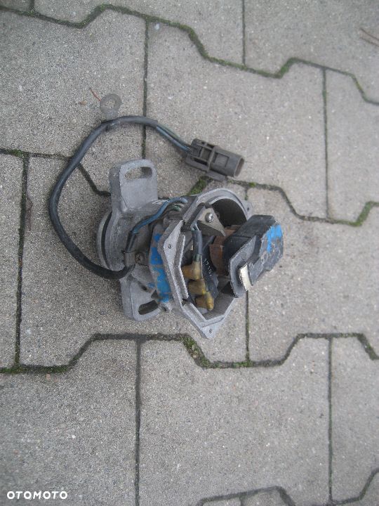 nissan primera p10 1,6 benzyna aparat zapłonowy 2210071j10 22100 71j10 - 8