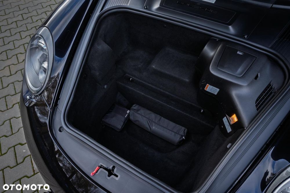Porsche 911 Carrera PDK - 29