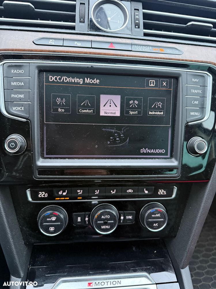 Volkswagen Passat - 15