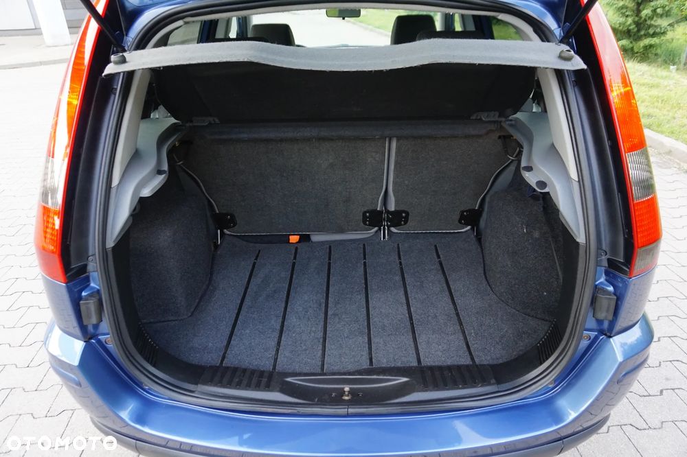 Ford Fusion - 37