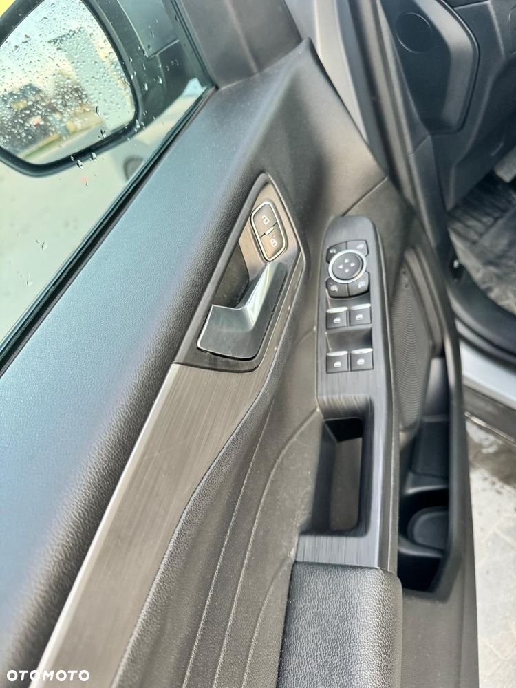 Ford Kuga 2.5 FHEV FWD Titanium - 12