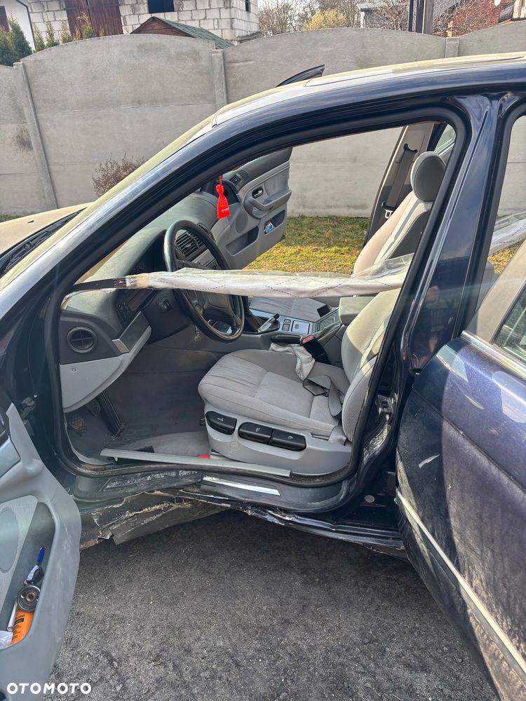 BMW Seria 5 - 16
