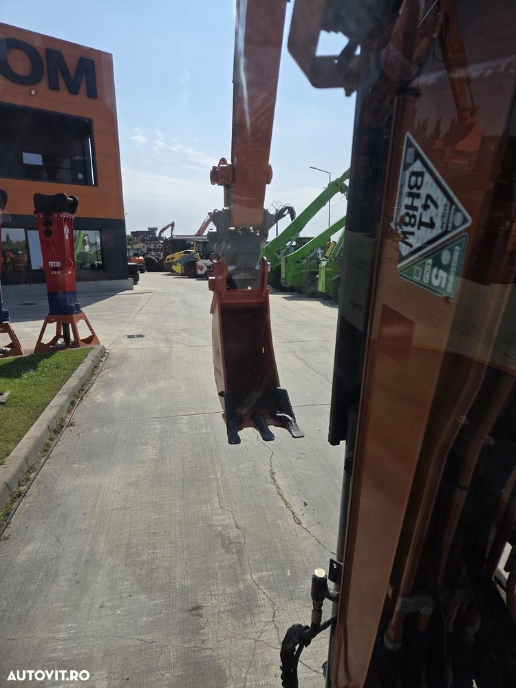 Hitachi ZX48U-6, 2023, 2.658t, 5 TONE, CUPLA RAPIDA+3 CUPE NOI, inst picon pe brate, lama nivelare, ad sapare 4m, ridica 3t, latime 2m, antifurt, aer cond, produs in JAPONIA, posibilitate leasing 4 ani, PROMOTIE 39.500 EUR+tva - 9