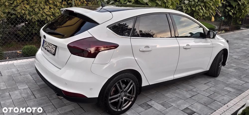 Ford Focus 1.5 EcoBoost Titanium ASS PowerShift - 27