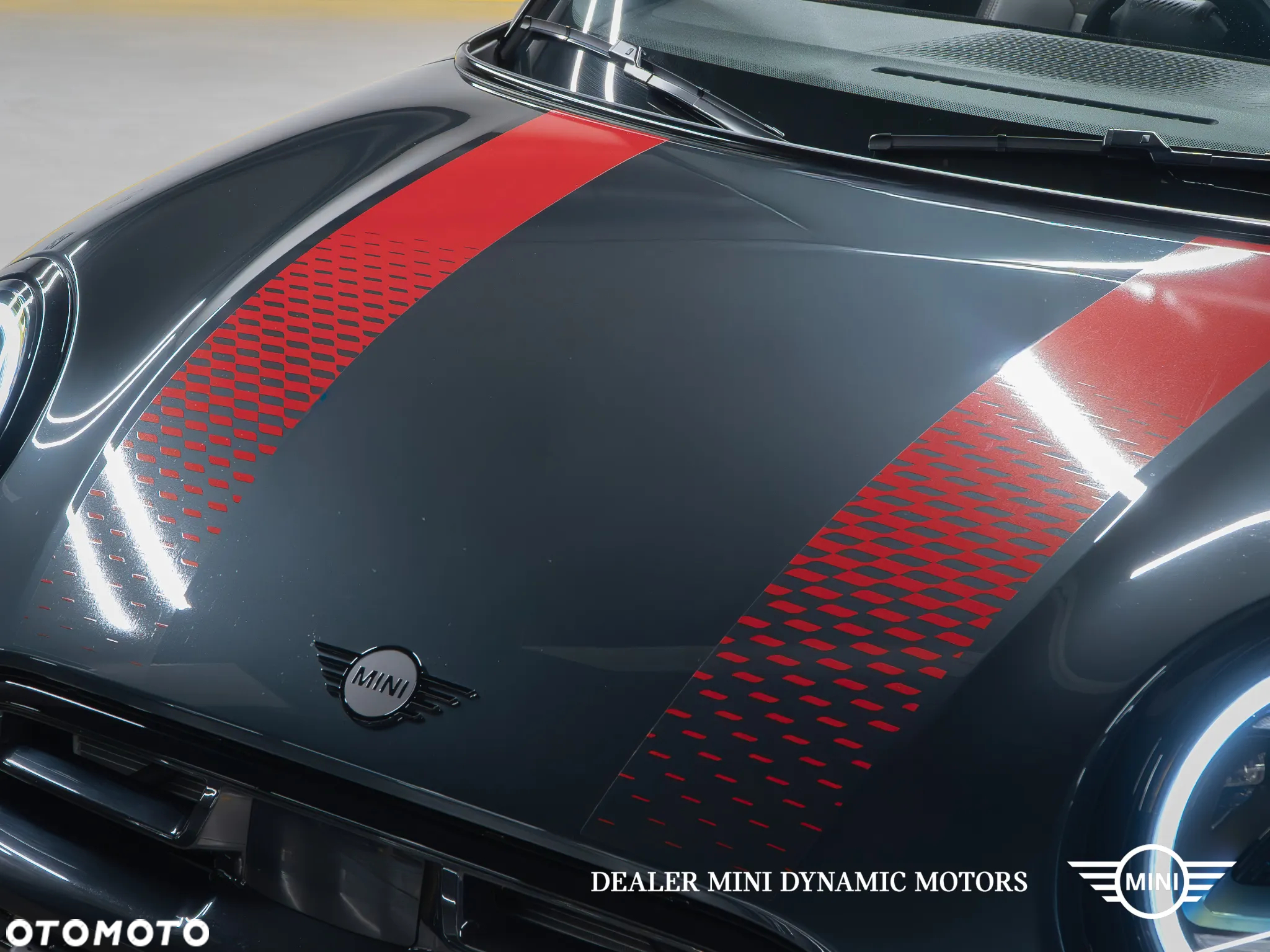 MINI John Cooper Works Cabrio - 10