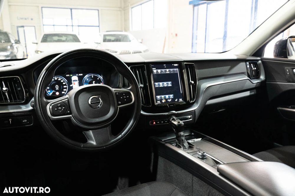 Volvo XC 60 D4 AWD Geartronic Momentum - 25