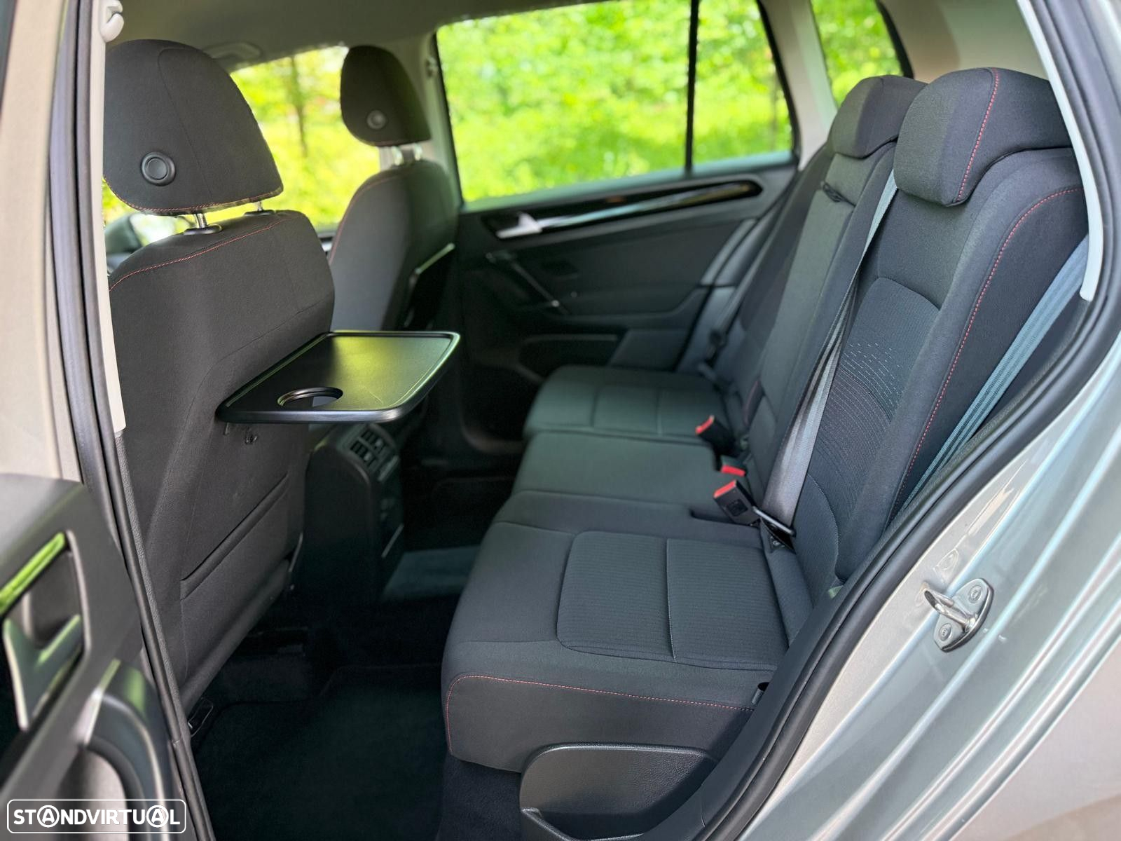 VW Golf Sportsvan - 35