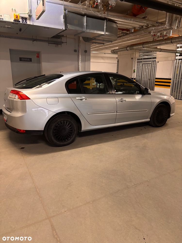 Renault Laguna 2.0 dCi Expression - 3