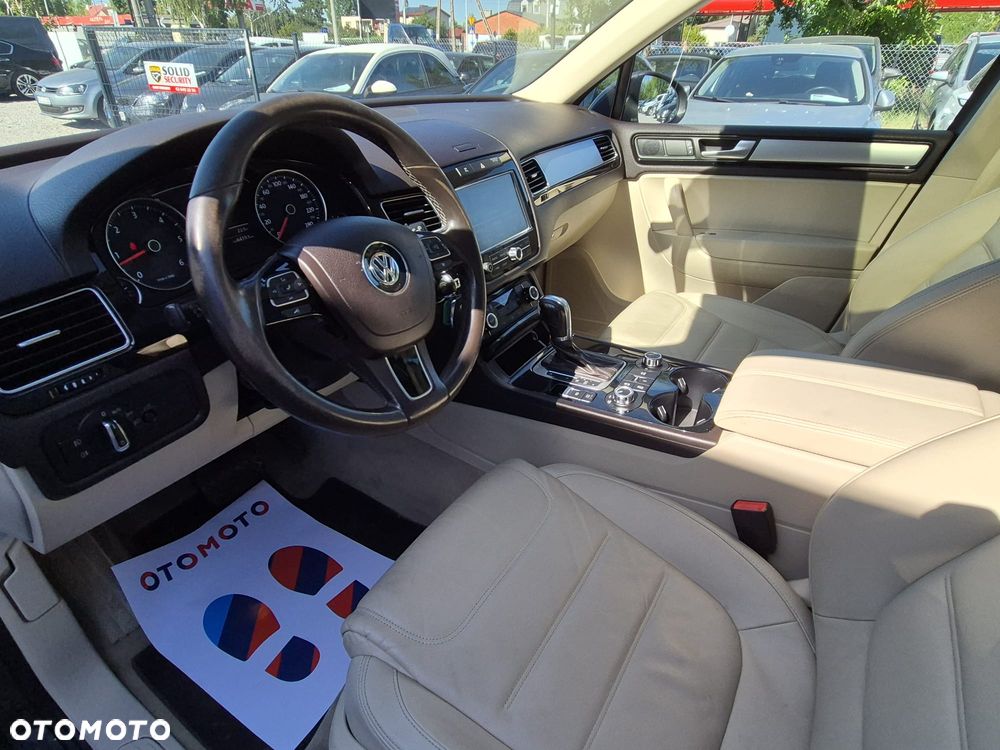 Volkswagen Touareg 3.0 V6 TDI BMT Business Line - 26
