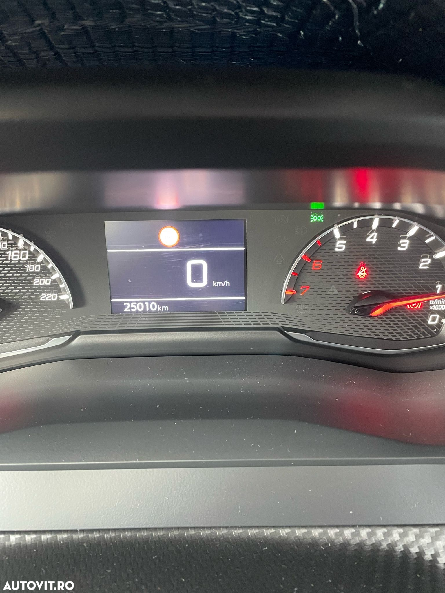 Peugeot 2008 1.2 PureTech BVM6 STT Allure Pack - 9
