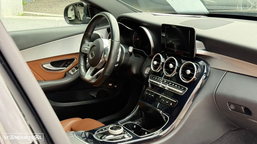 Mercedes-Benz C 300 e AMG Line - 4