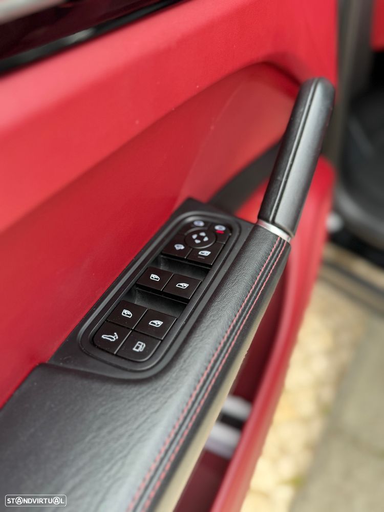 Porsche Cayenne E-Hybrid Platinum Edition - 13