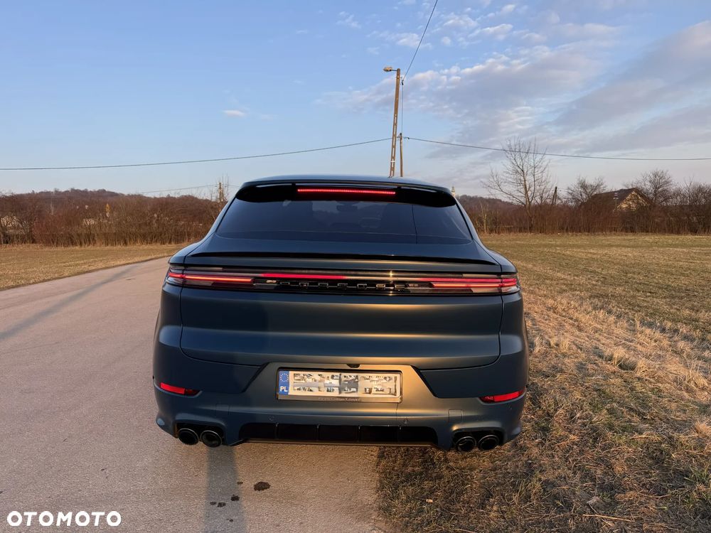 Porsche Cayenne - 6
