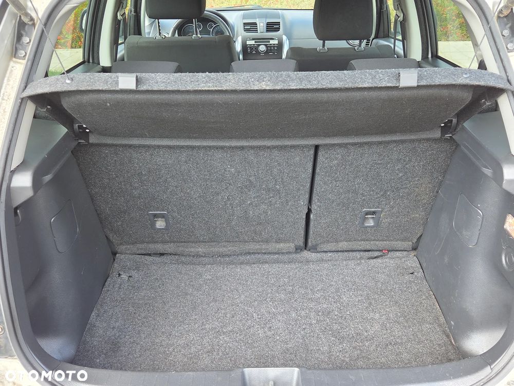 Fiat Sedici 1.6 16V 4x4 Emotion - 18