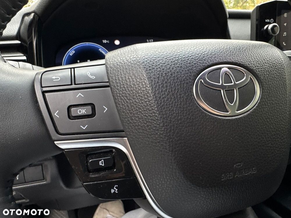 Toyota Camry - 20