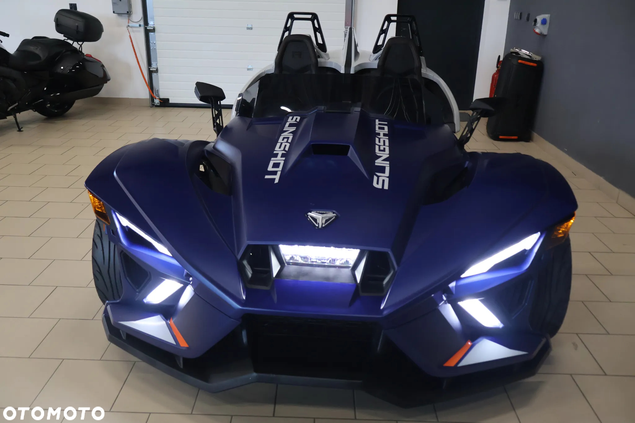 Polaris Inny - 24