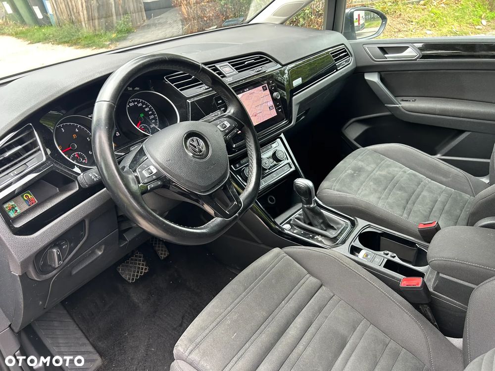 Volkswagen Touran 2.0 TDI BMT Highline DSG - 9