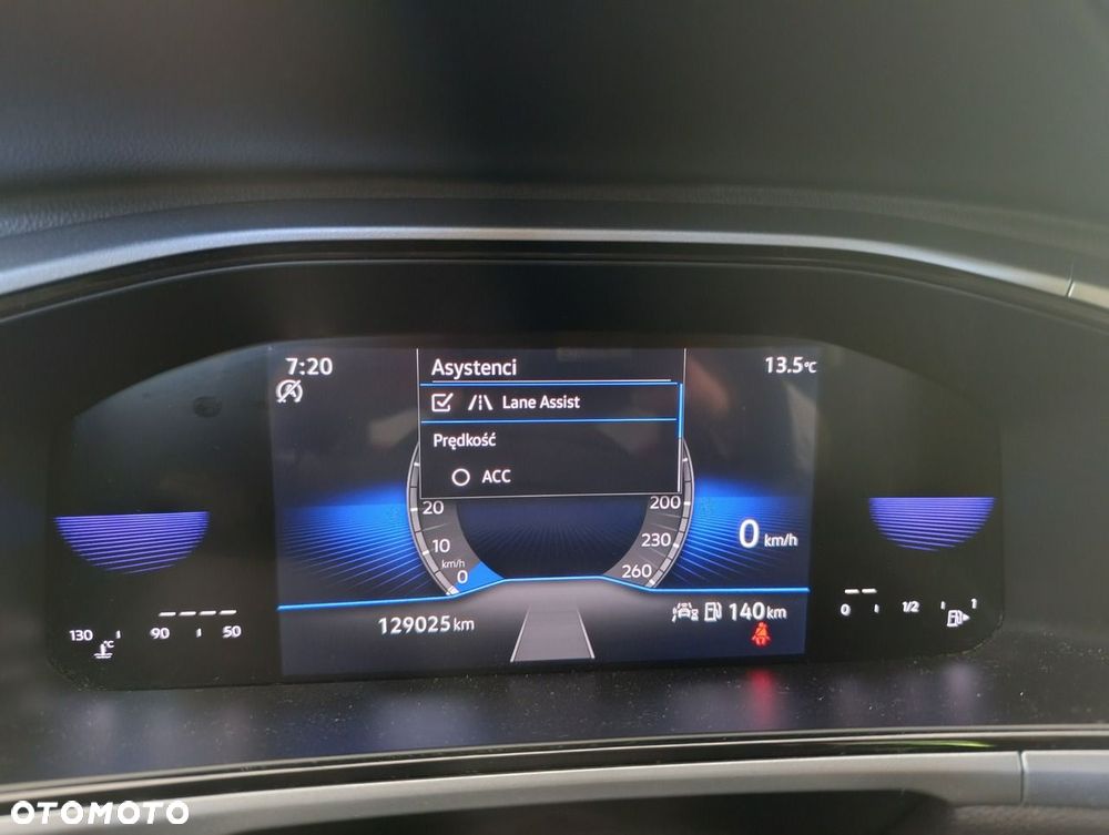 Volkswagen T-Roc - 19