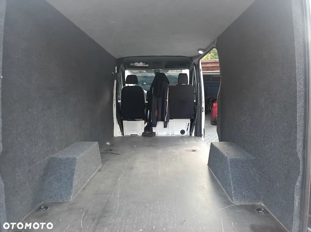 Mercedes-Benz Sprinter - 6