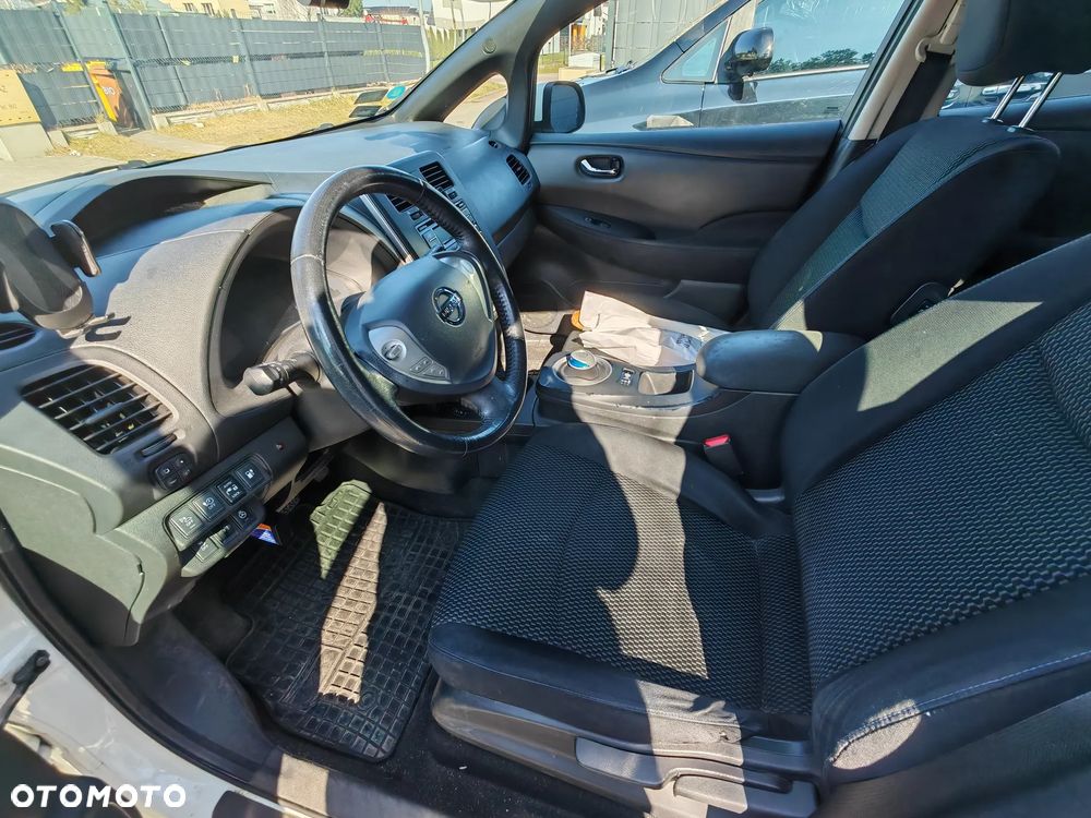 Nissan Leaf 30kWh Visia - 6