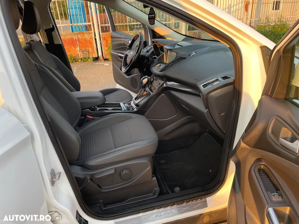 Ford Kuga 2.0 TDCi 4x4 Aut. Titanium - 14