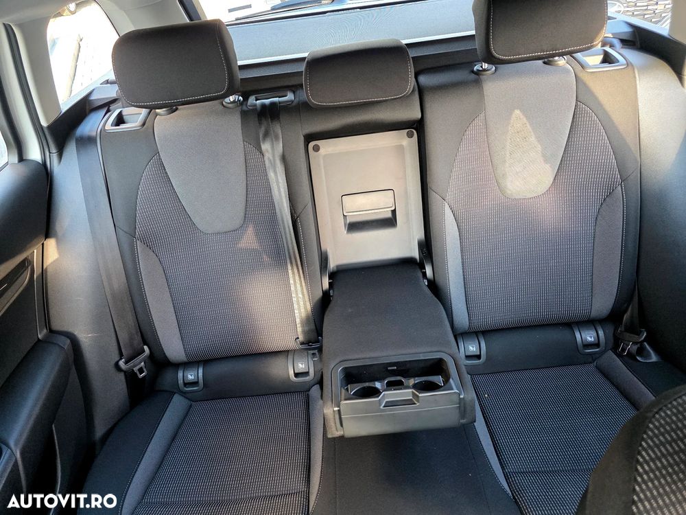 Skoda Octavia Combi 2.0 TDI Ambition - 30