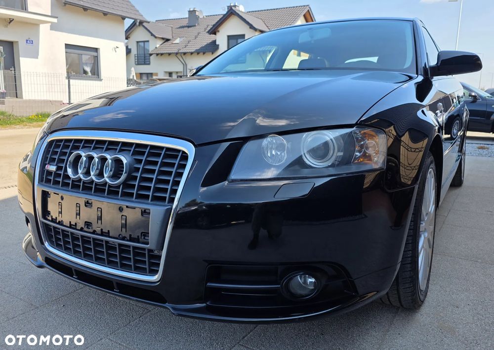 Audi A3 Sportback 1.6 FSI Attraction - 2