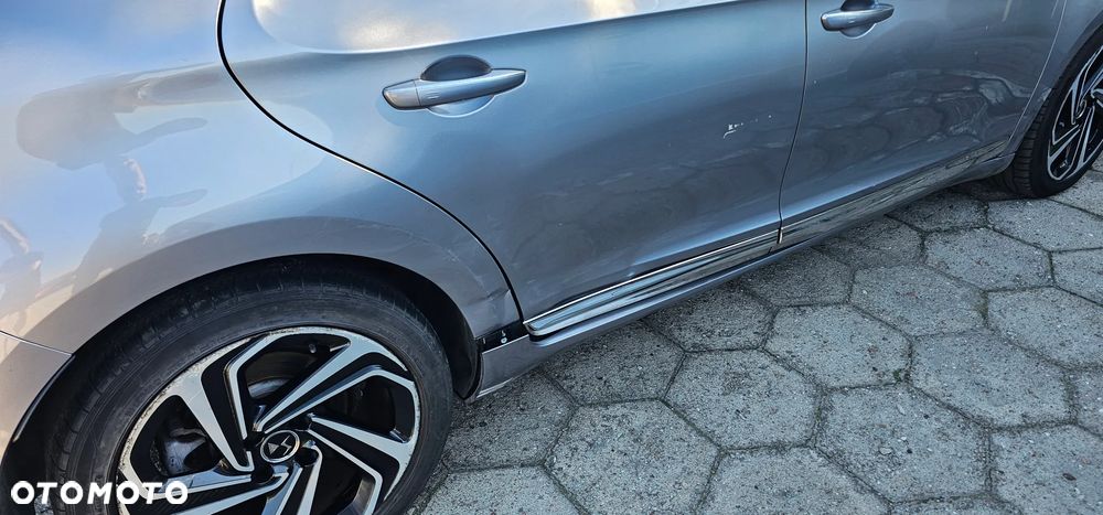 Citroën DS5 2.0 HDi Hybrid4 SportChic MCP - 31